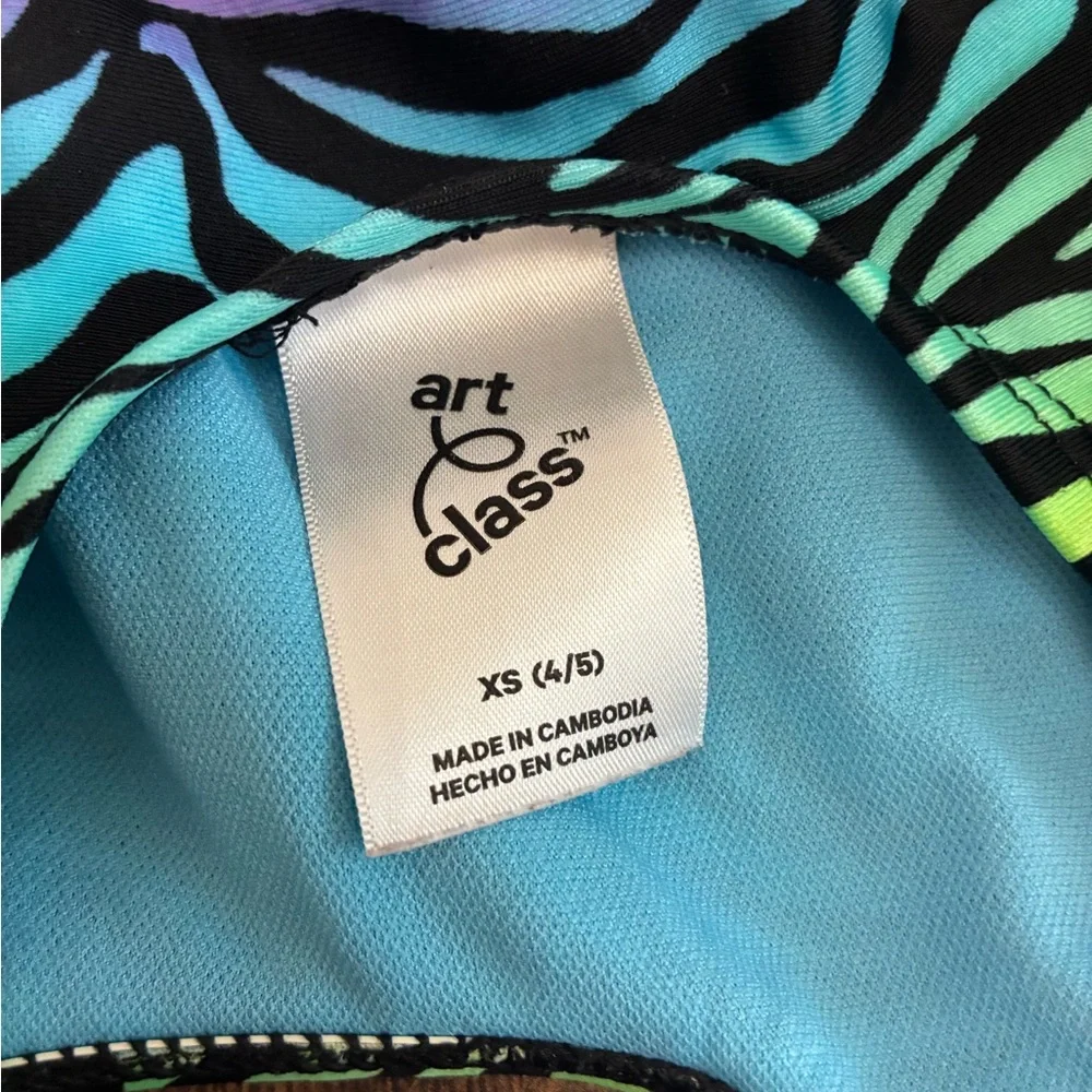 Art Class Girl’s XS One Piece Swimsuit